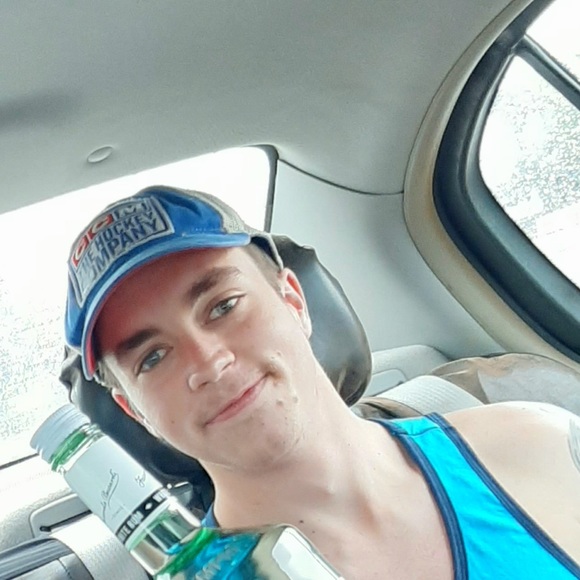 Meet your Posher, Chase - Picture 1 of 1